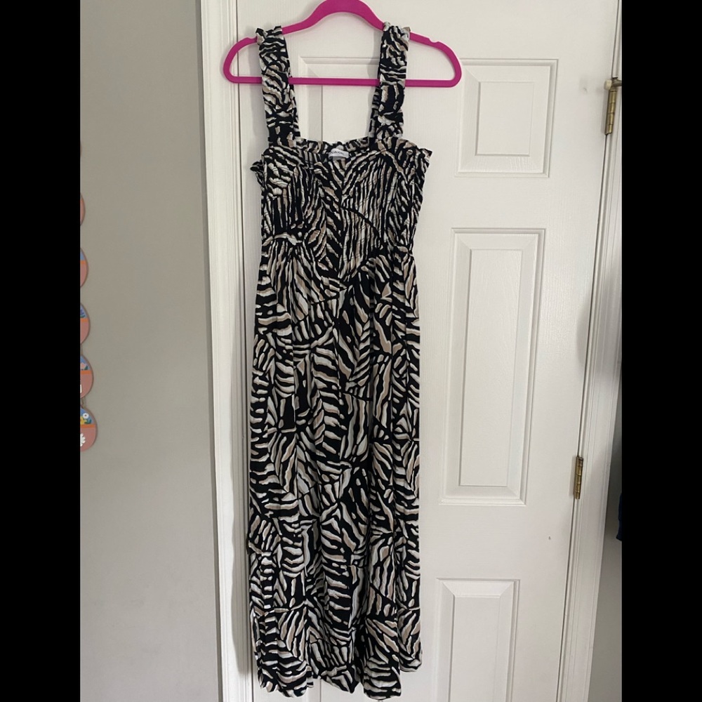 Calvin Klein black and white patterned Maxi dress